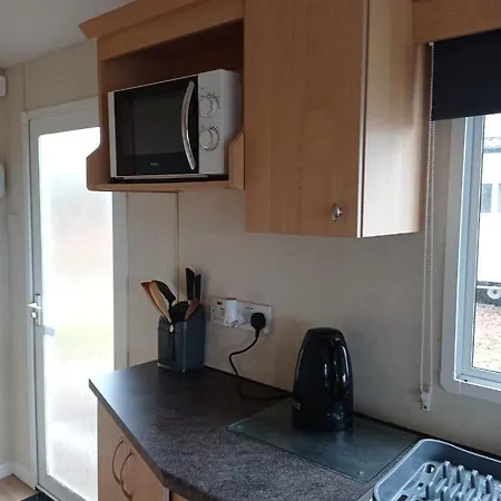Family Holiday Home - Thorness Bay - Wifi Porchfield  Exterior photo